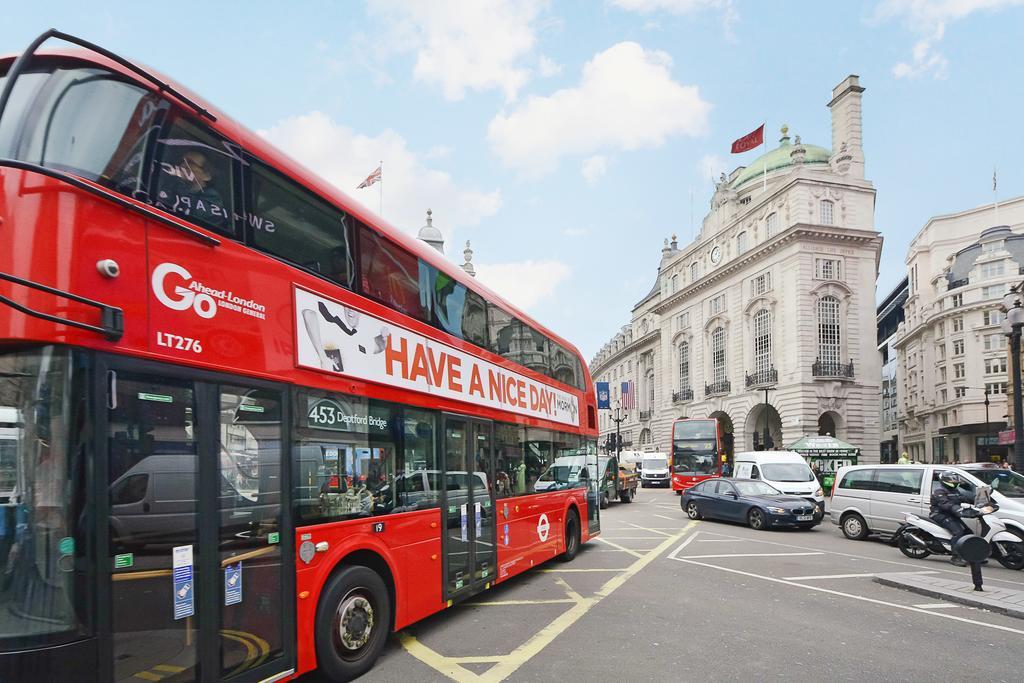 Piccadilly Circus Apartments Лондон Екстериор снимка