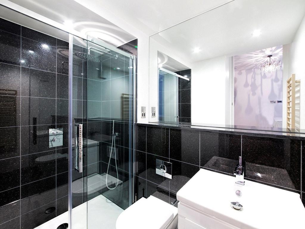 Piccadilly Circus Apartments Лондон Екстериор снимка