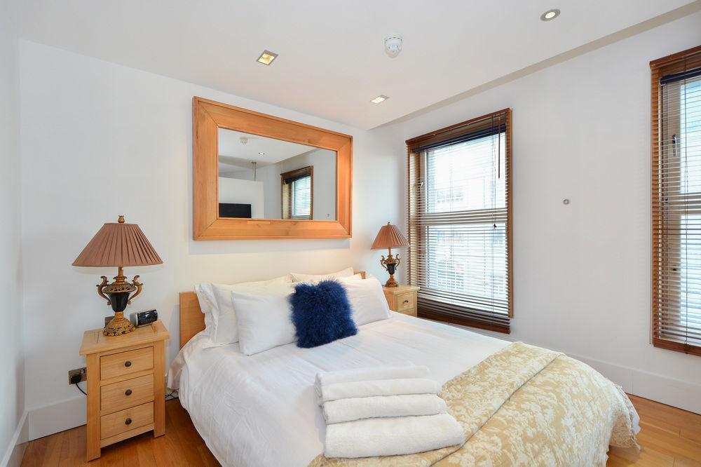 Piccadilly Circus Apartments Лондон Екстериор снимка