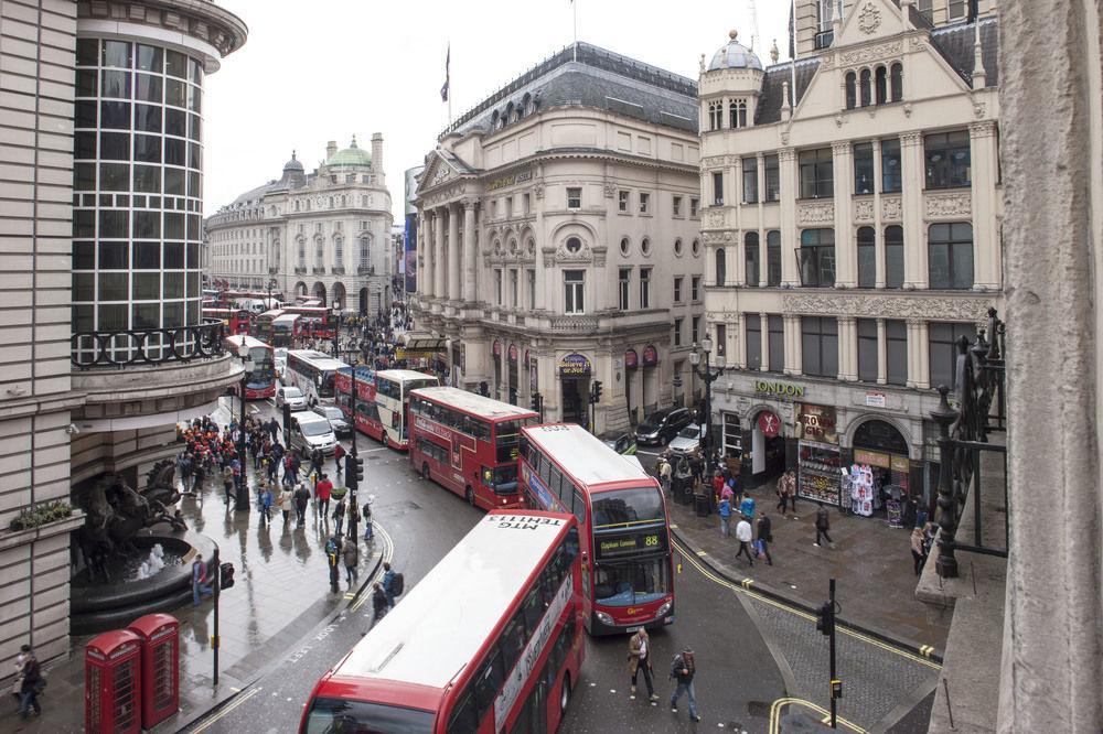 Piccadilly Circus Apartments Лондон Екстериор снимка