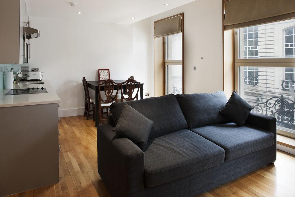 Piccadilly Circus Apartments Лондон Екстериор снимка