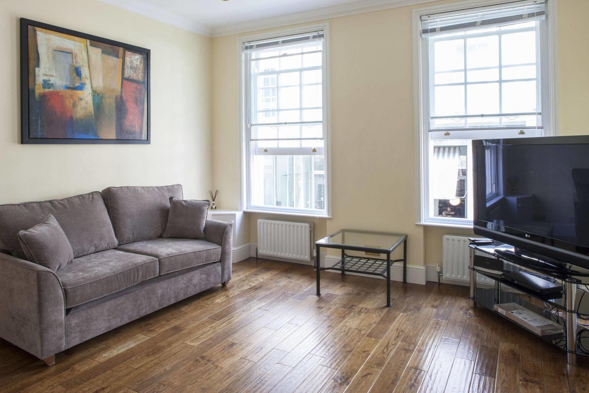 Piccadilly Circus Apartments Лондон Екстериор снимка