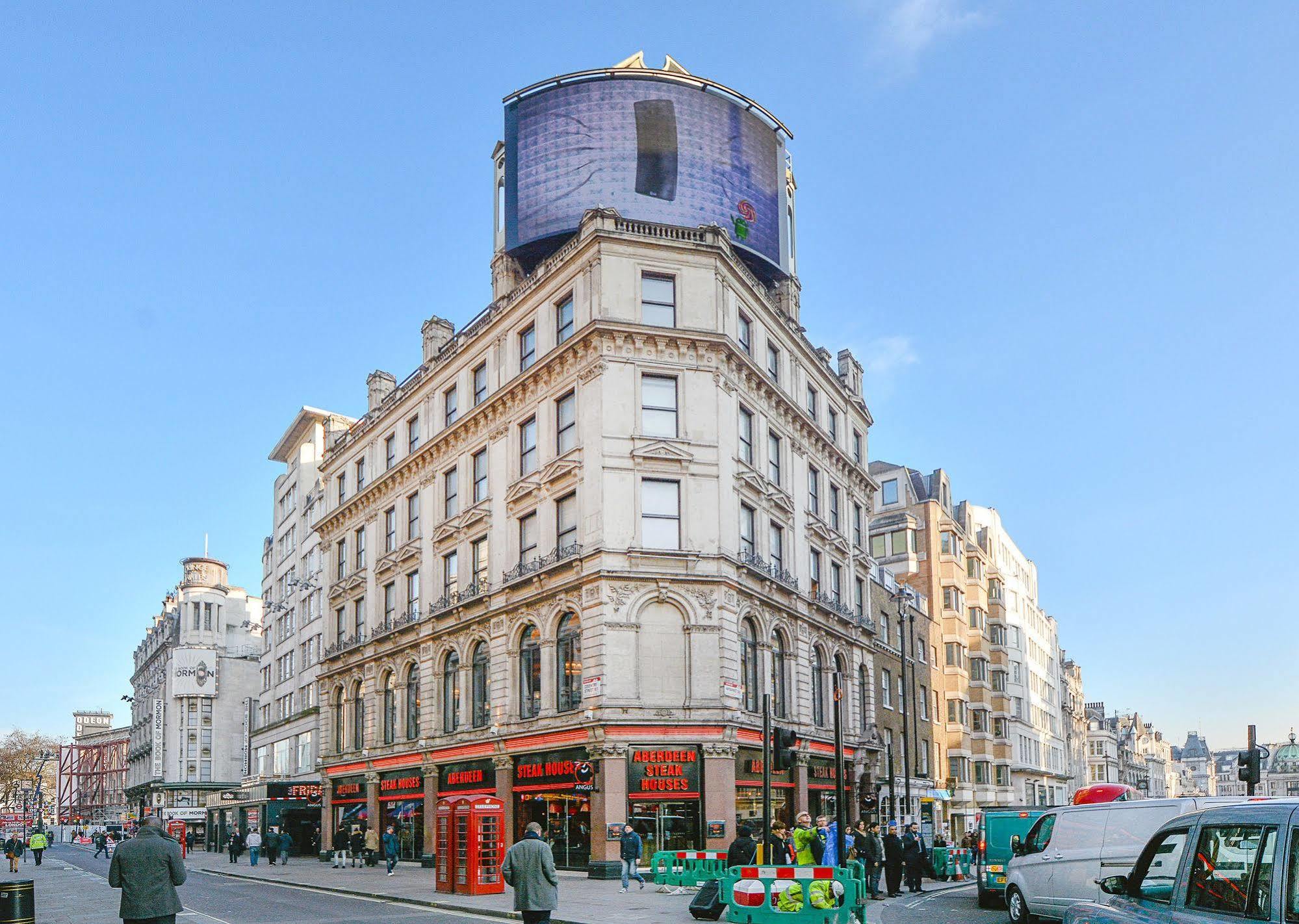 Piccadilly Circus Apartments Лондон Екстериор снимка
