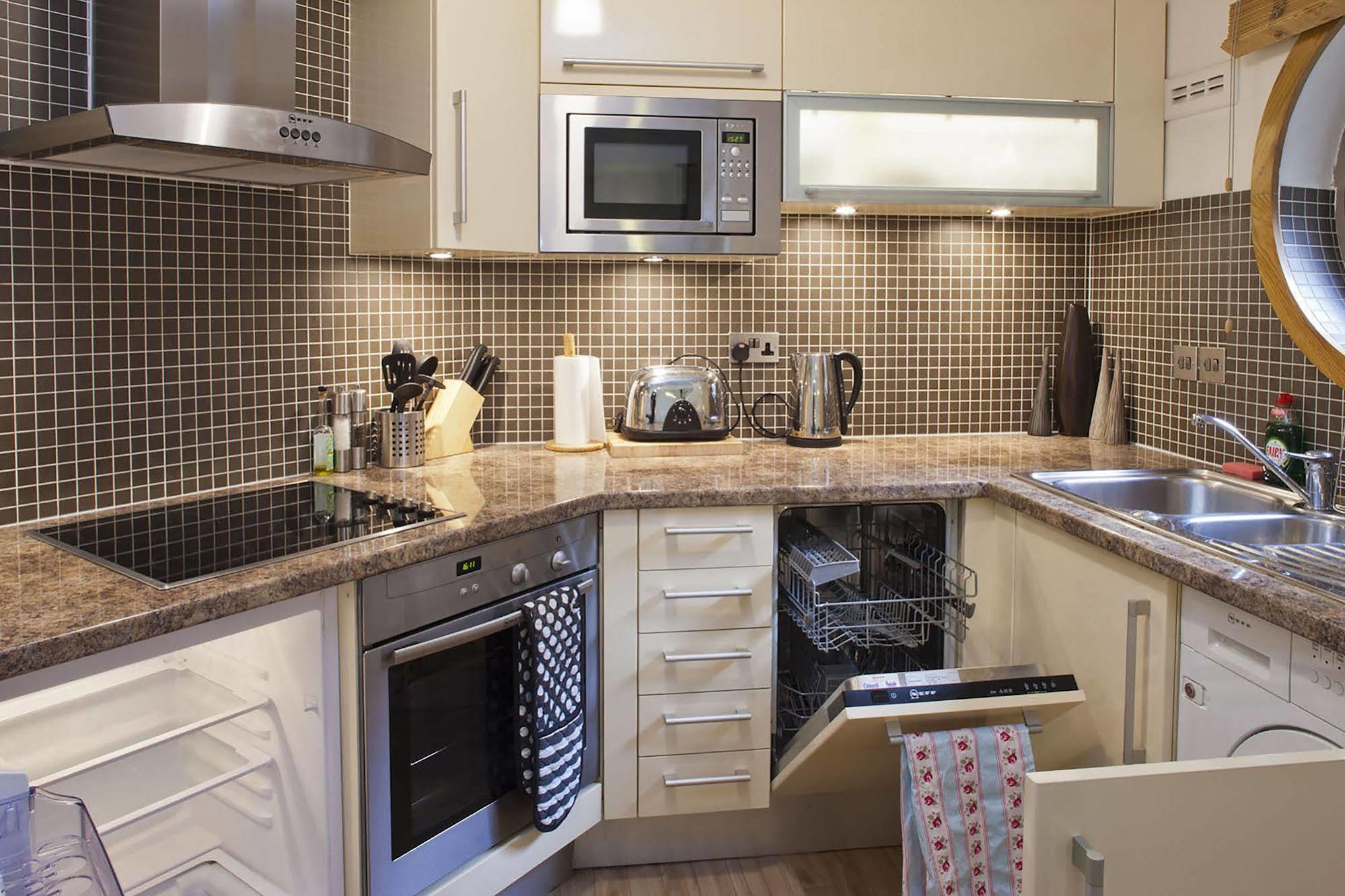Piccadilly Circus Apartments Лондон Екстериор снимка