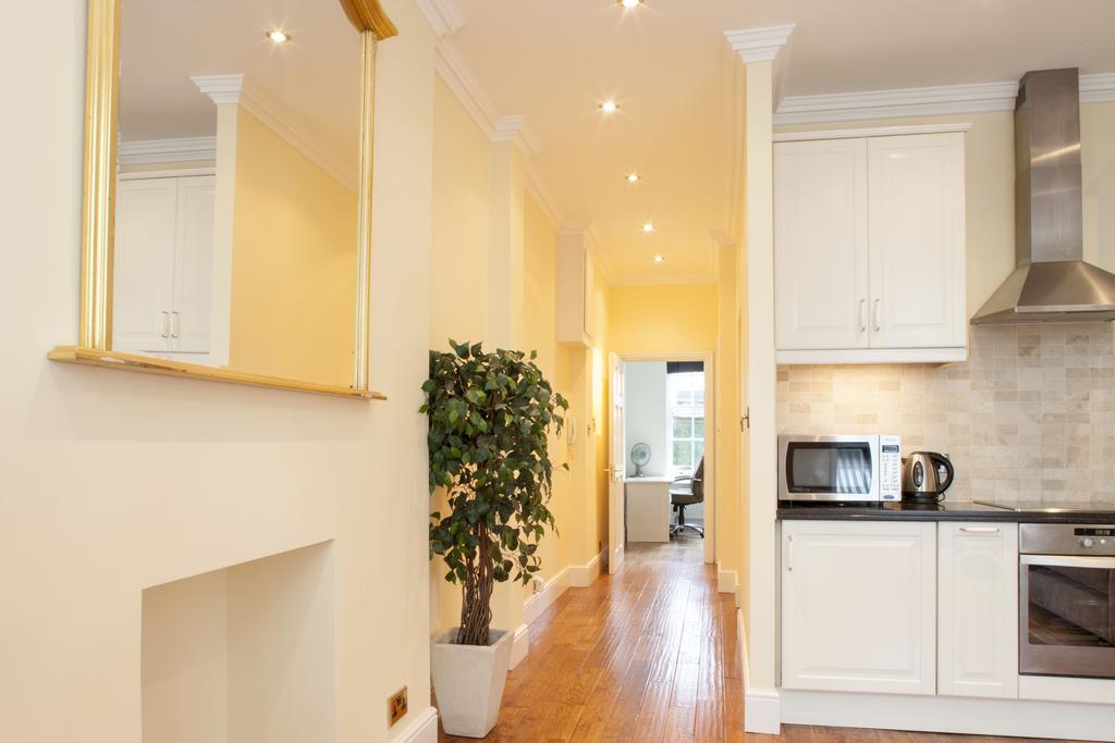 Piccadilly Circus Apartments Лондон Стая снимка